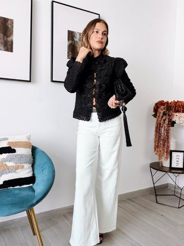Chaqueta COSETY encaje negra