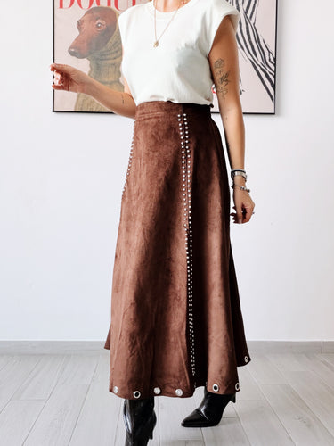 Falda antelina marrón arandelas