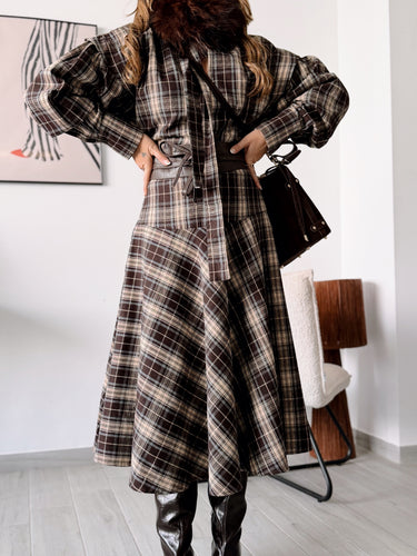 Conjunto COENTY marrón
