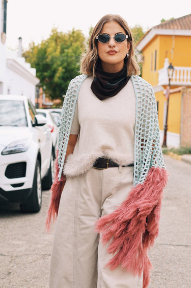 Poncho SIBENY plumas rosa