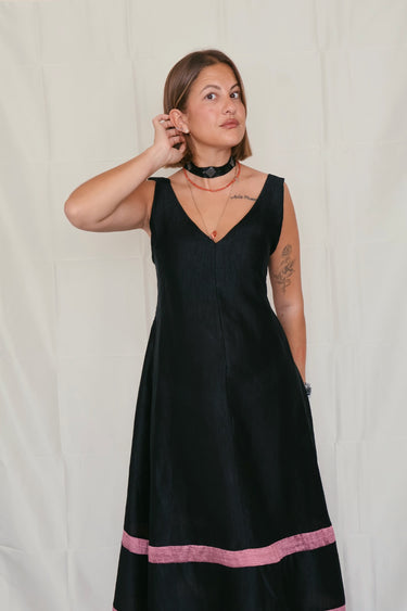 Vestido seda negro