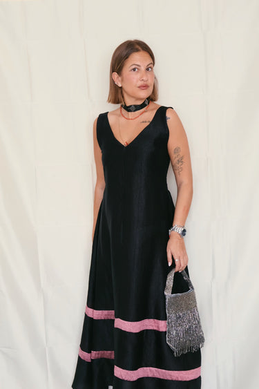 Vestido seda negro
