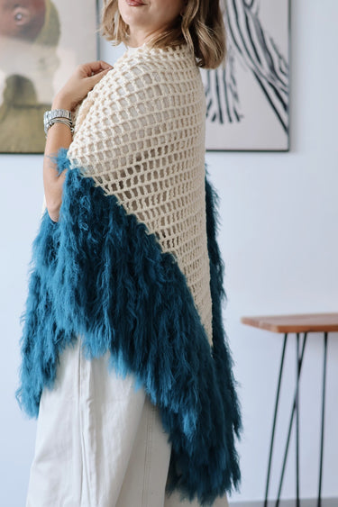 Poncho SIBENY plumas azul