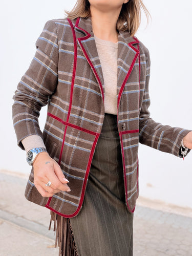 Chaqueta GLWAY perfilada burdeos