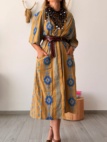 KALAMIRUMI camel y azul