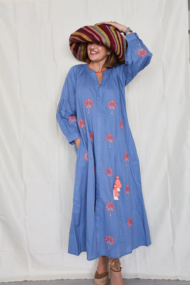 Vestido GAVILA azul bordado