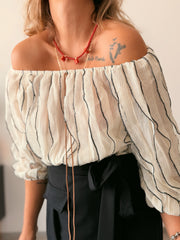 Top ribete beige