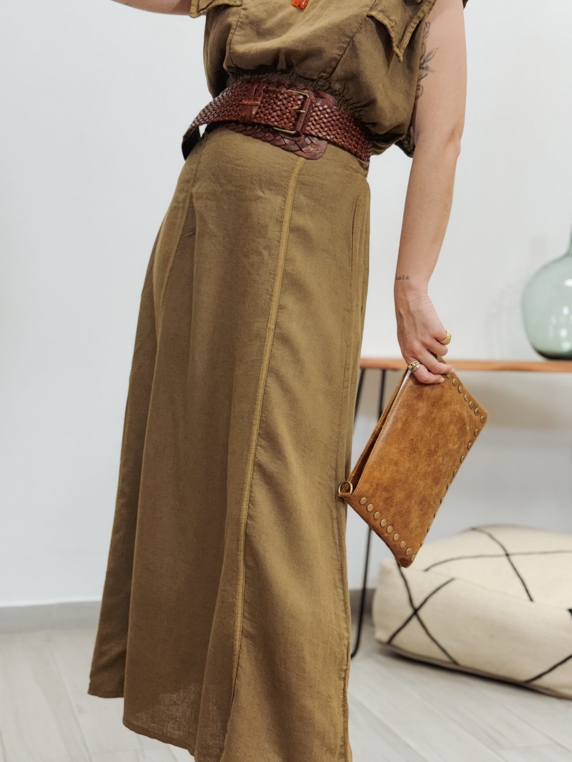 Falda lino oliva