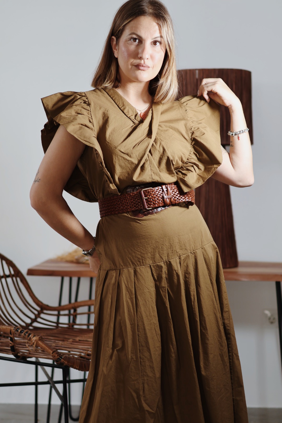 Vestido caqui CAYETANA volante